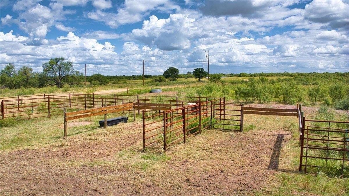 40 acres in Llano County gallery image 4