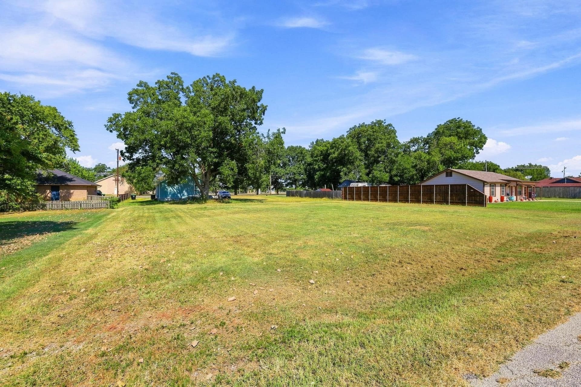 0.25 acres in Denton County gallery image 2