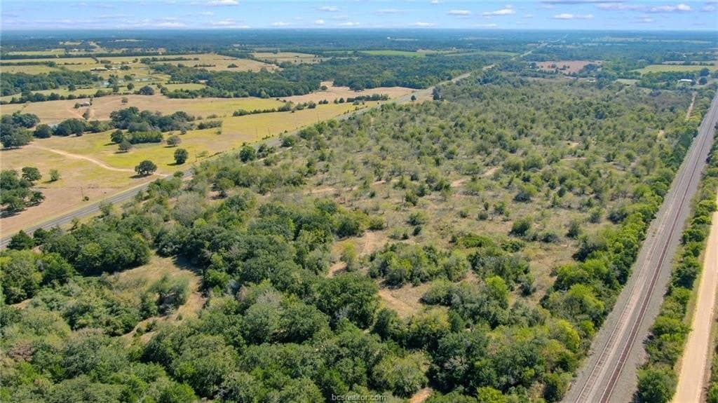 64.47 acres in Burleson County - photo 6
