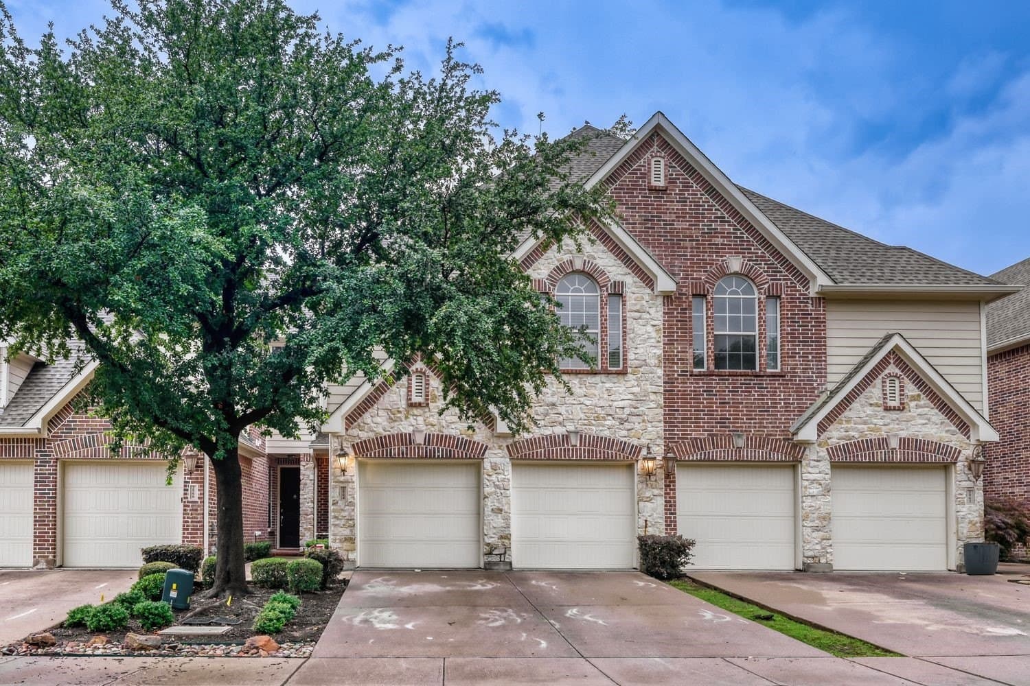 10.46 acres in Dallas County