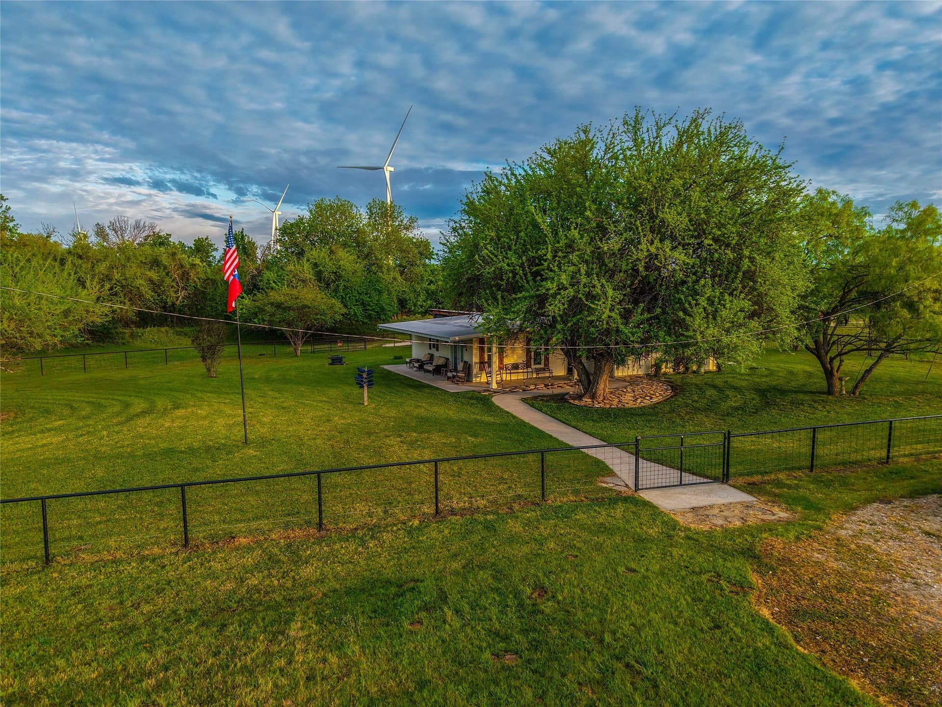 80.13 acres in Hill County - photo 11
