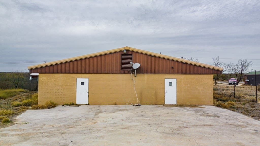 261,360 acres in Dimmit County gallery image 3