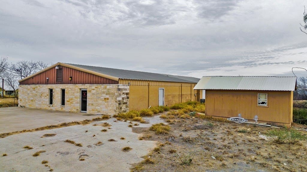 261,360 acres in Dimmit County gallery image 2