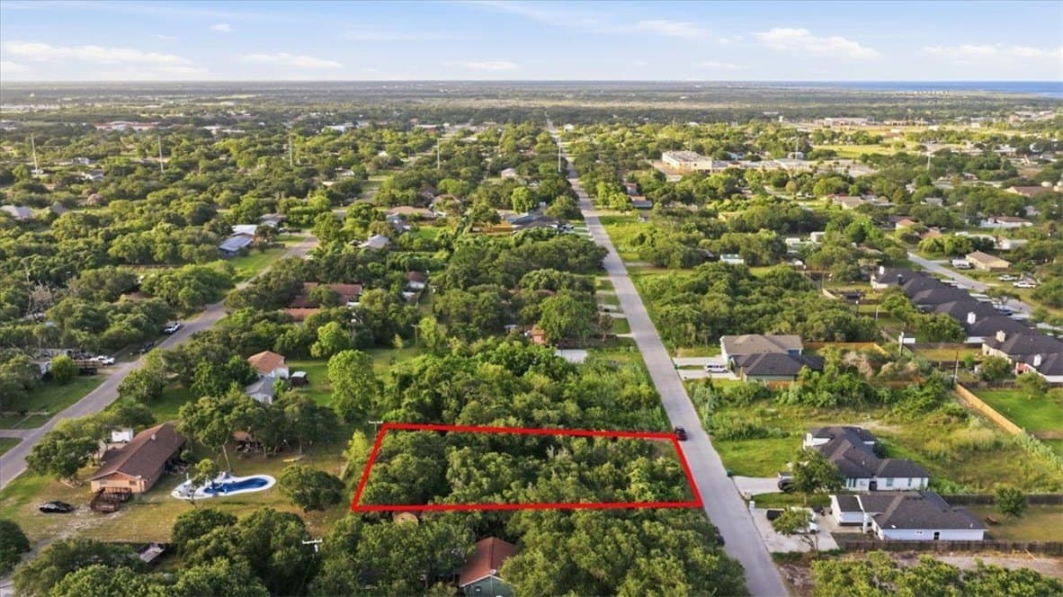 0.33 acres in San Patricio County - photo 7