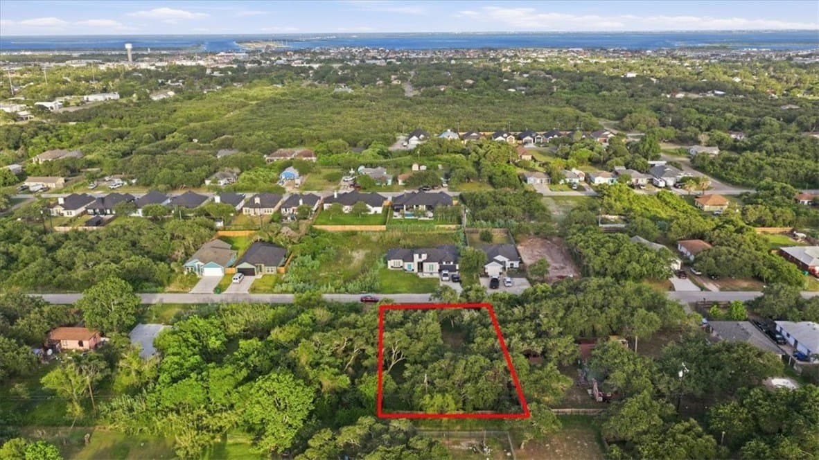 0.33 acres in San Patricio County - photo 10