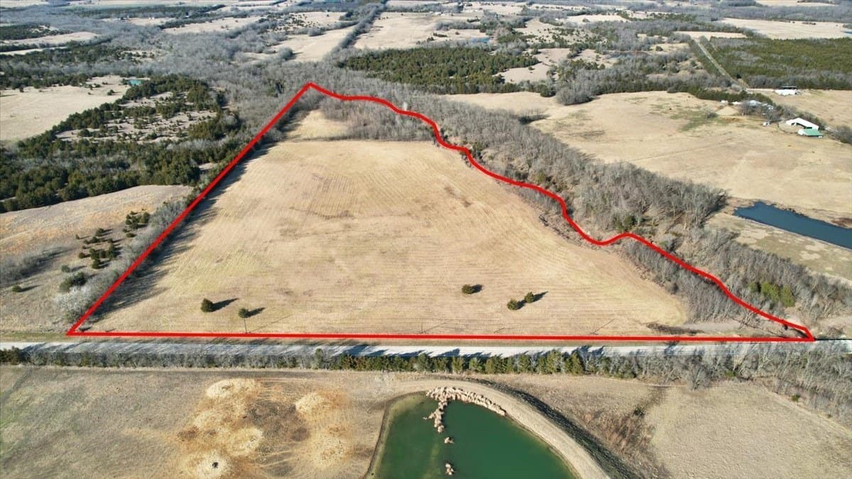 28.51 acres in Lamar County