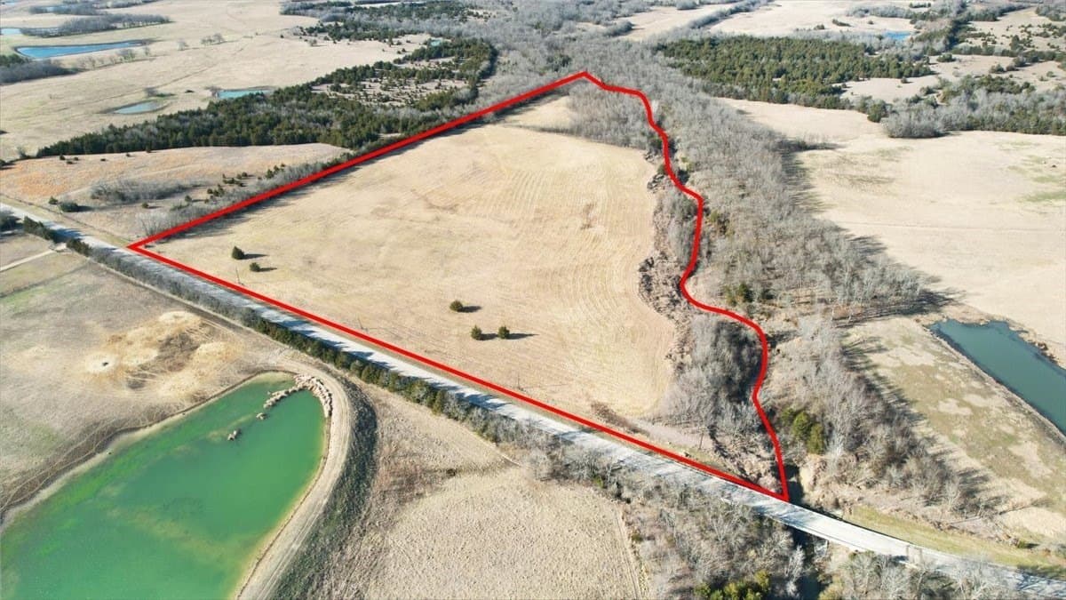 28.51 acres in Lamar County gallery image 2