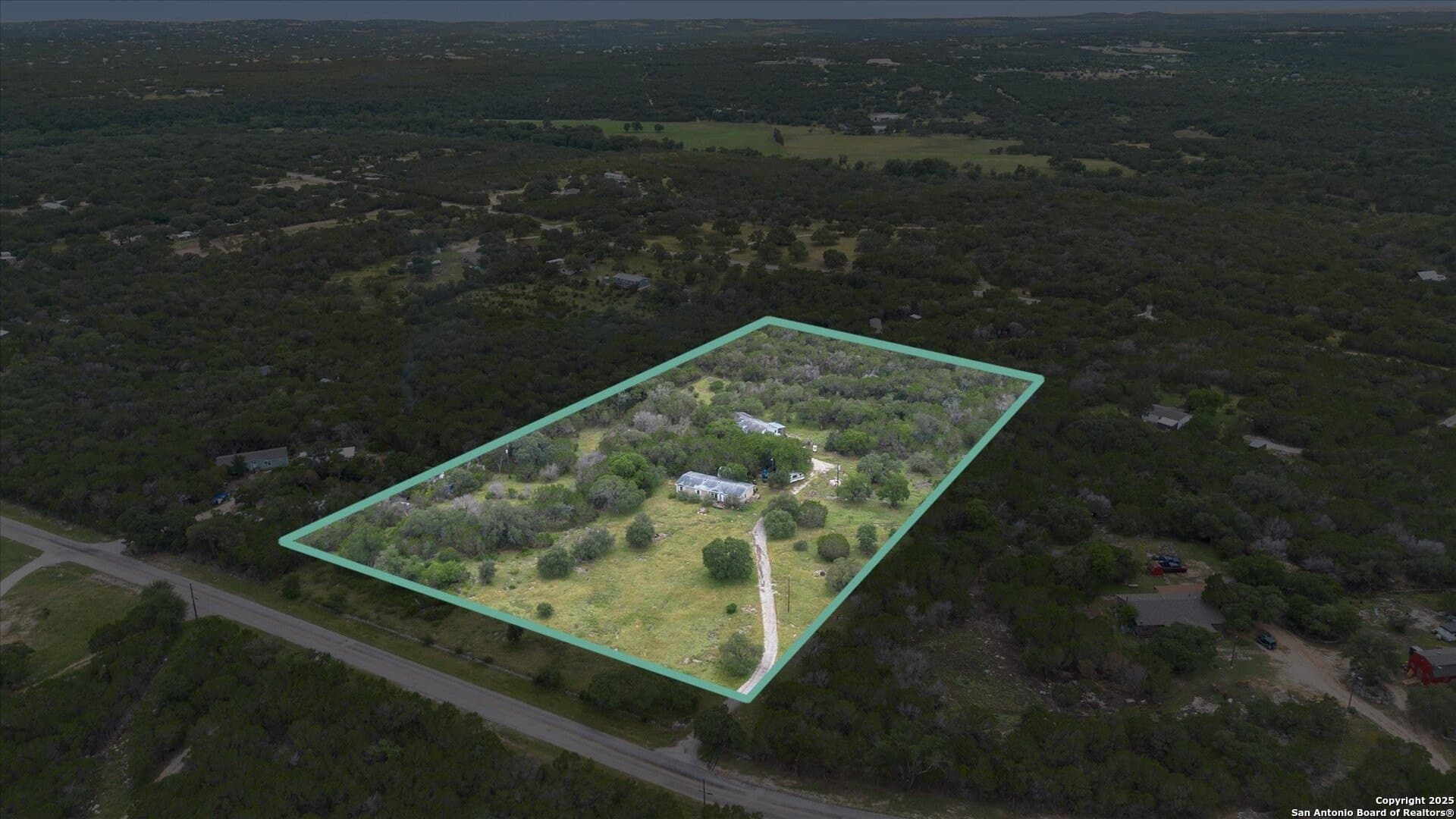 5.74 acres in Kendall County gallery image 2