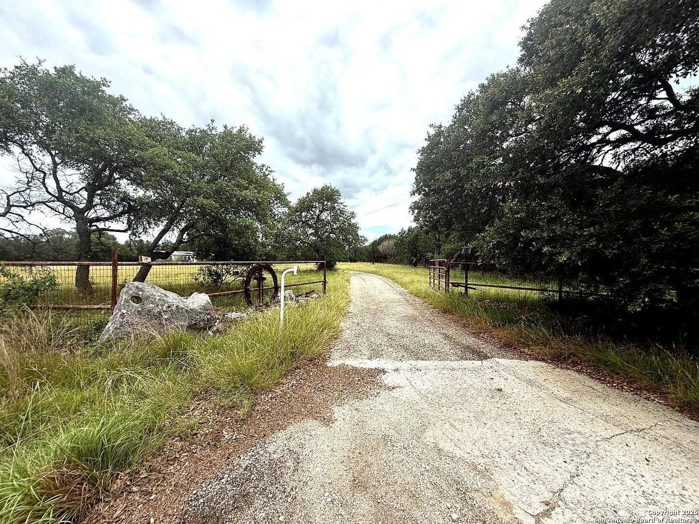 5.74 acres in Kendall County