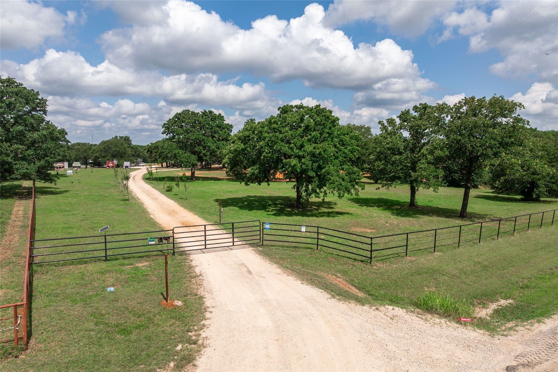 12.79 acres in Grayson County gallery image 3