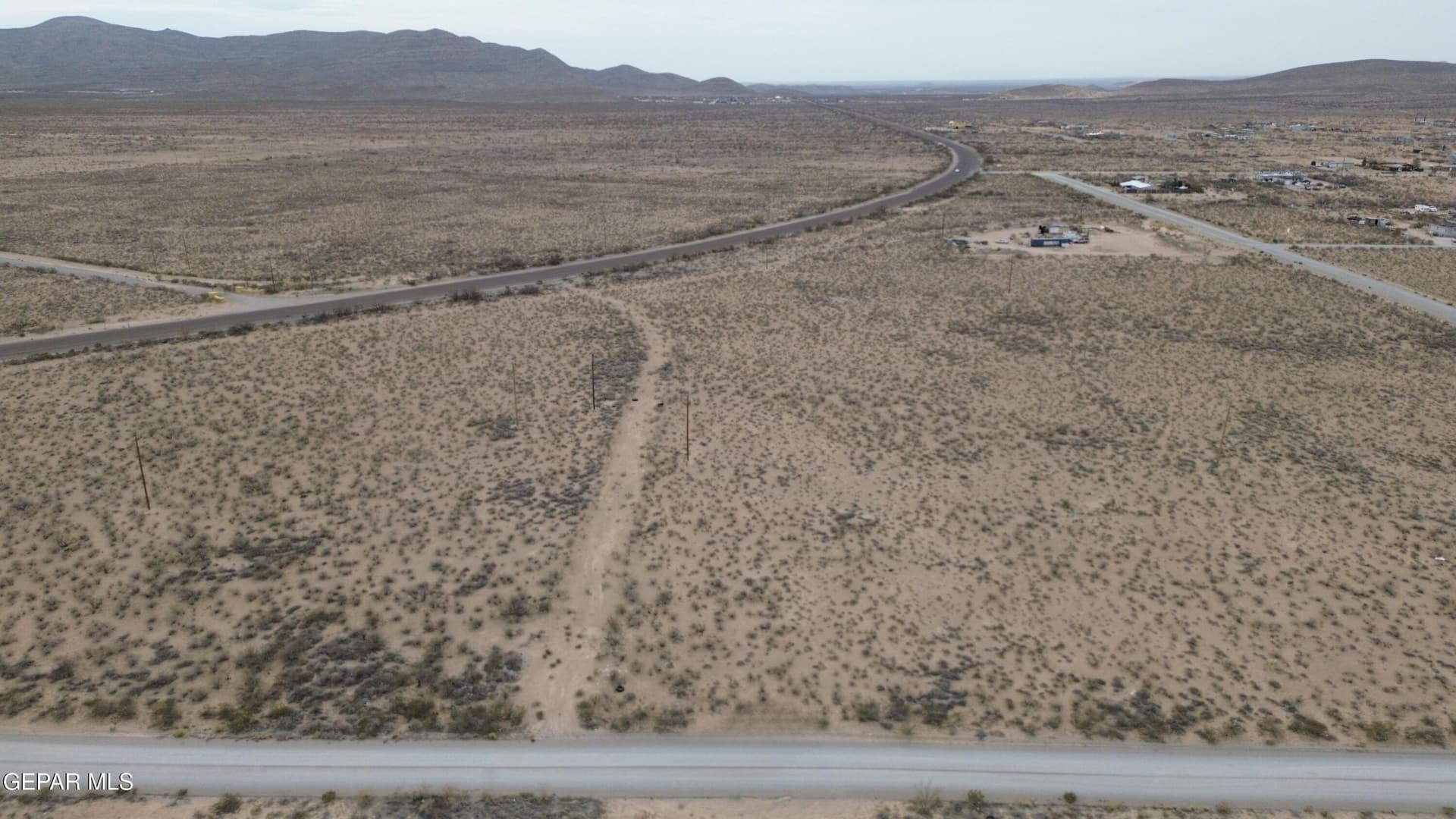 1.09 acres in El Paso County gallery image 2