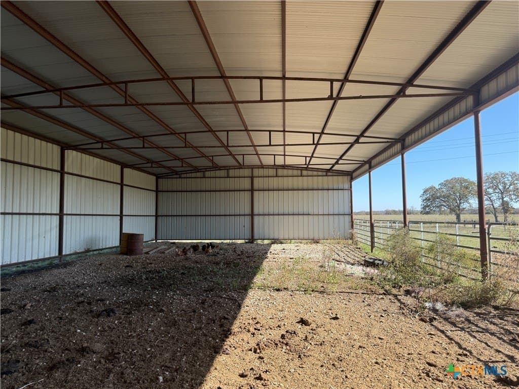 10.01 acres in Gonzales County gallery image 3