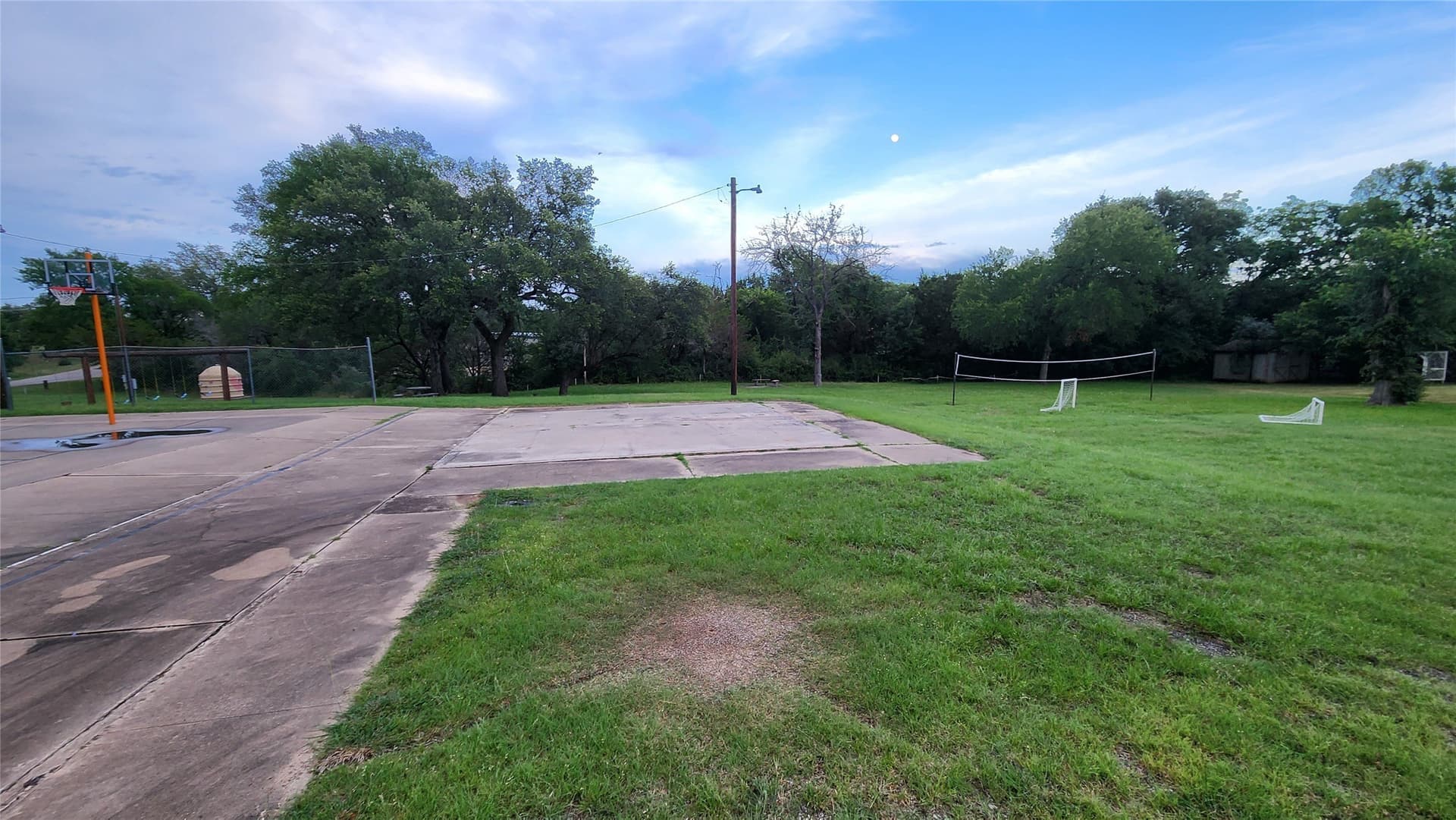 0.17 acres in Hood County gallery image 4
