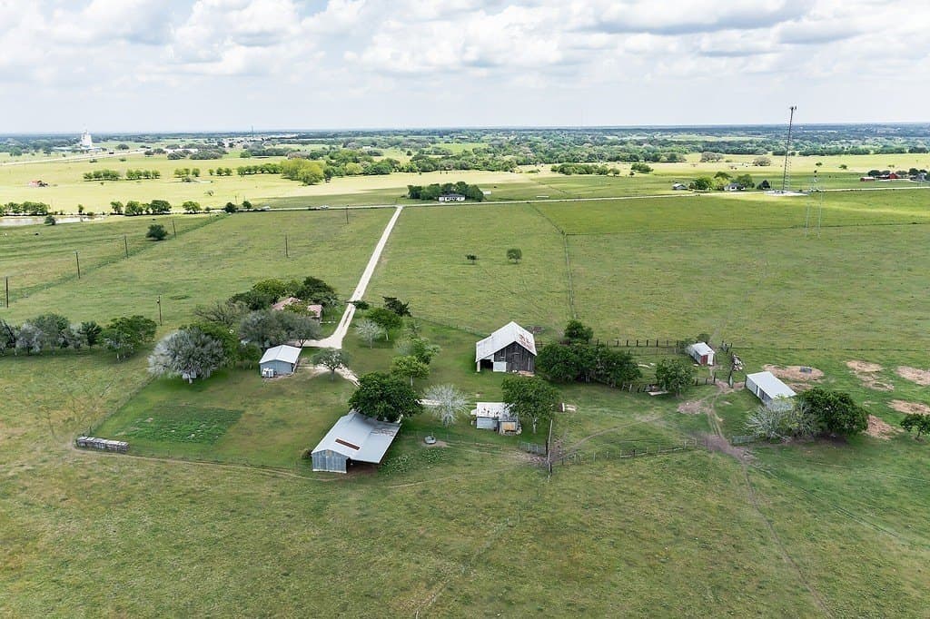 88.46 acres in Colorado County - photo 8
