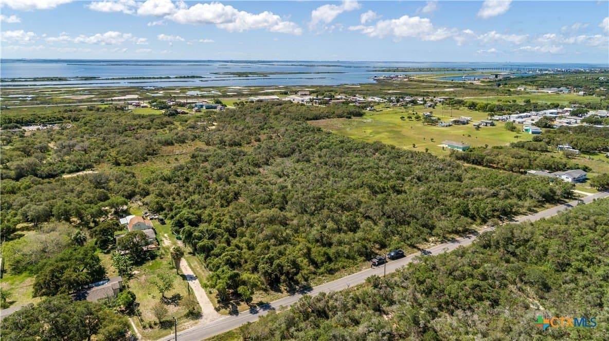 10 acres in Aransas County gallery image 3