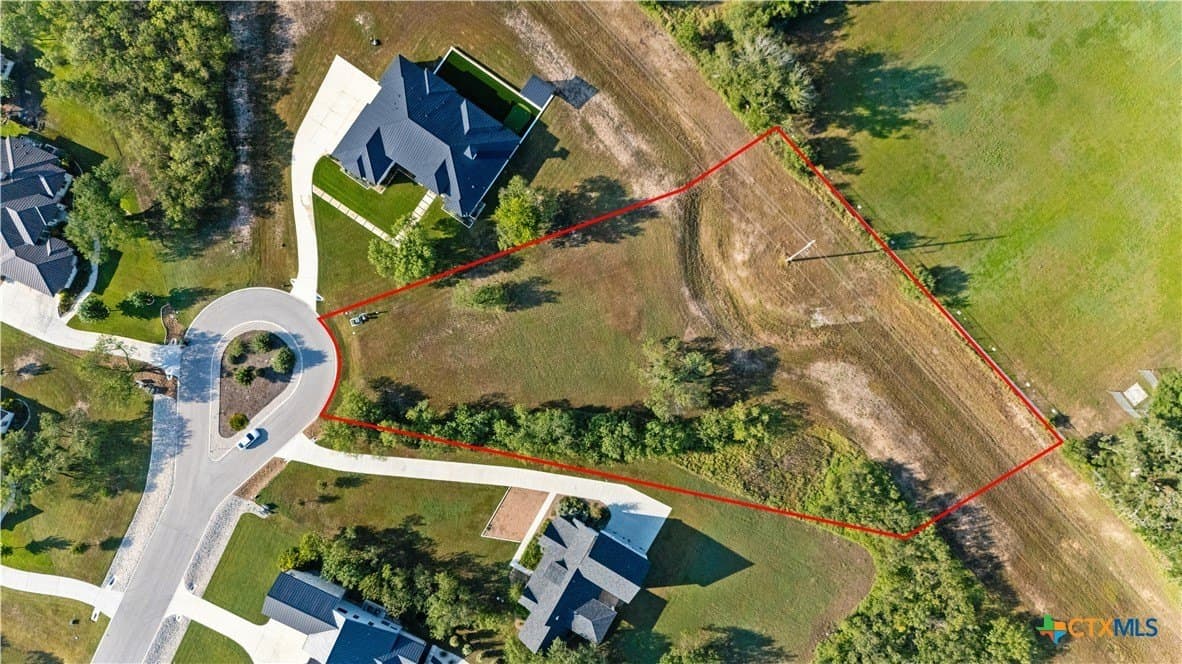 1.46 acres in Comal County gallery image 2