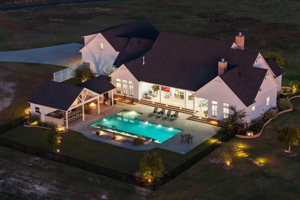 46 acres in Ellis County