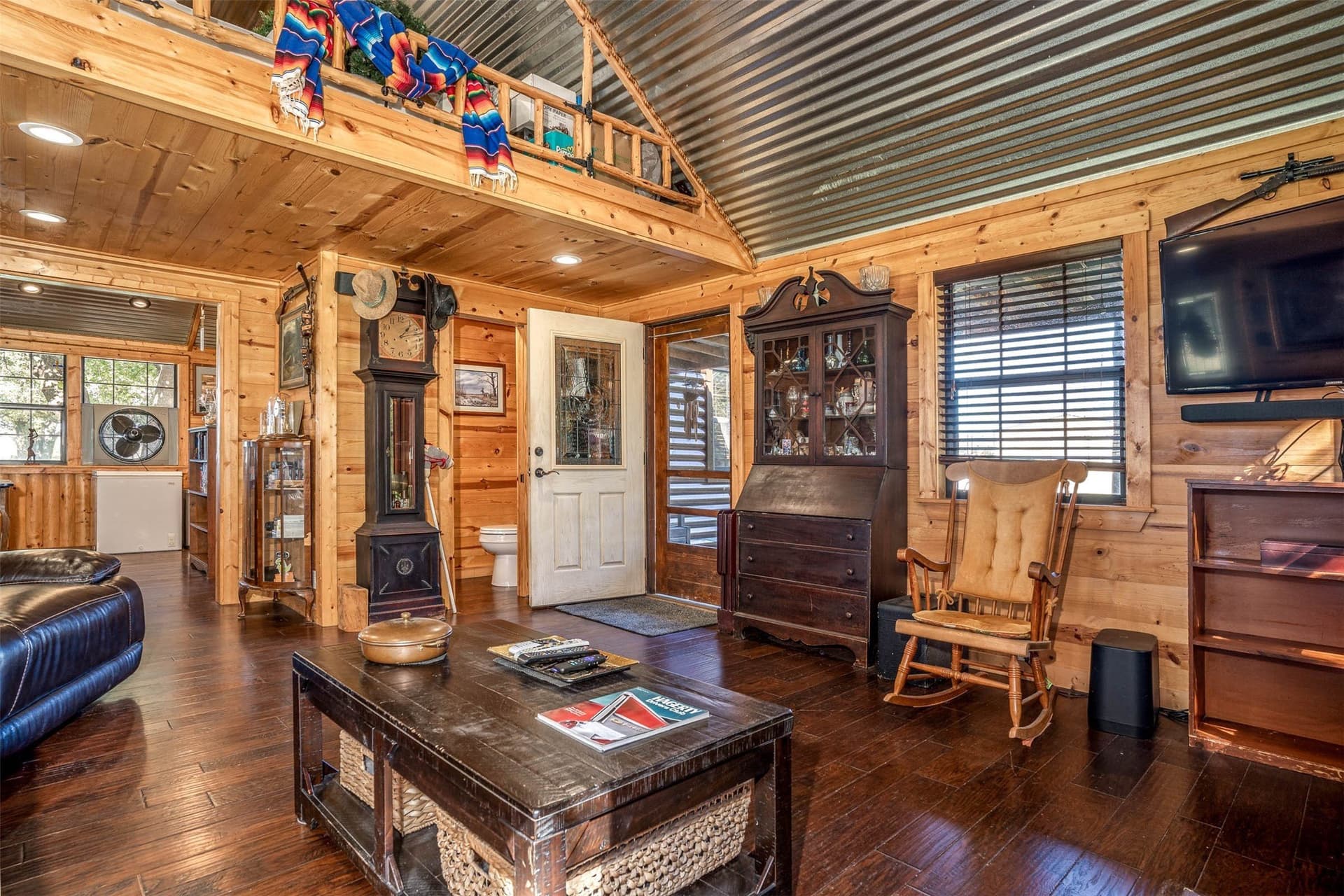 24.1 acres in Hill County - photo 7