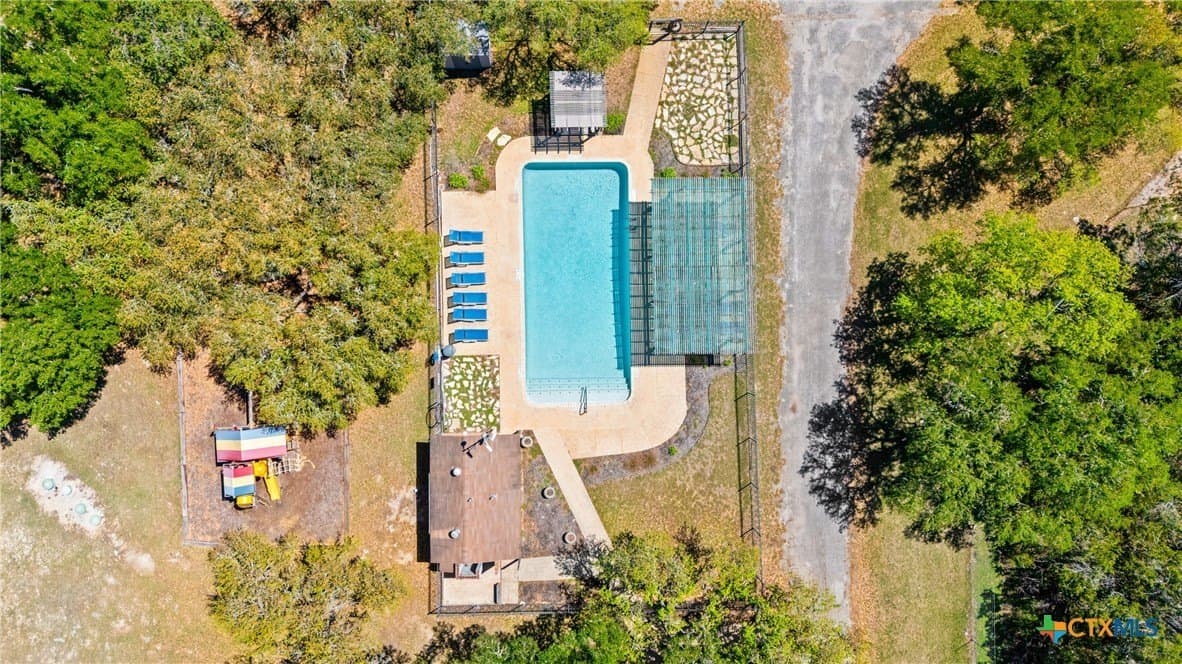 0.51 acres in Comal County - photo 16