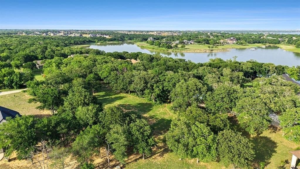 1 acres in Denton County gallery image 2
