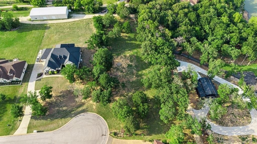 1 acres in Denton County gallery image 3