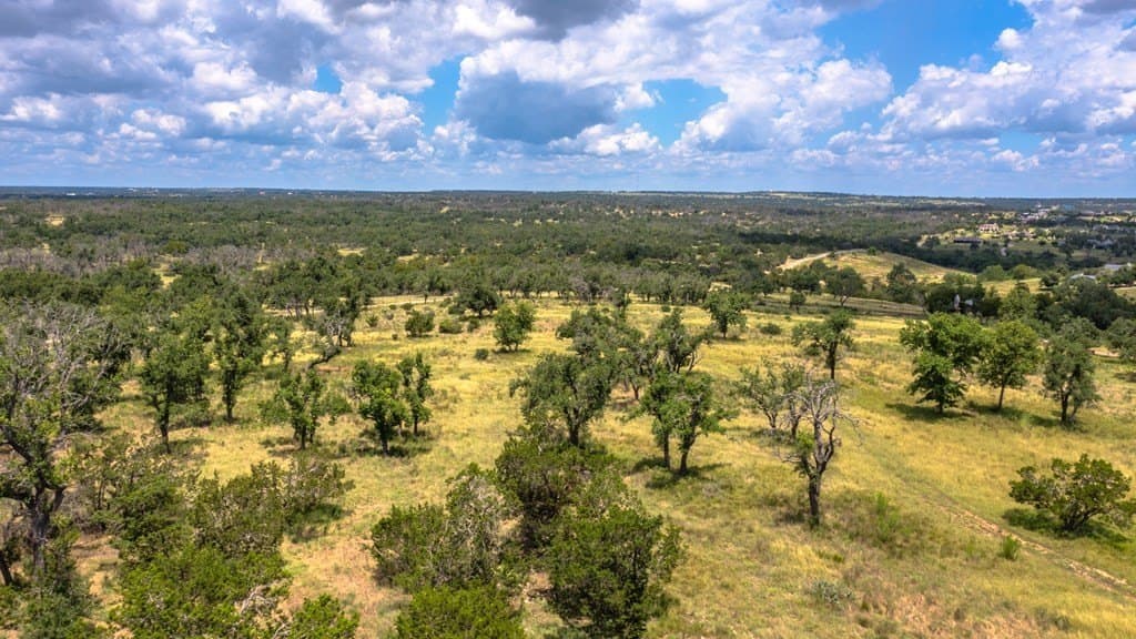 8.9 acres in Gillespie County gallery image 3