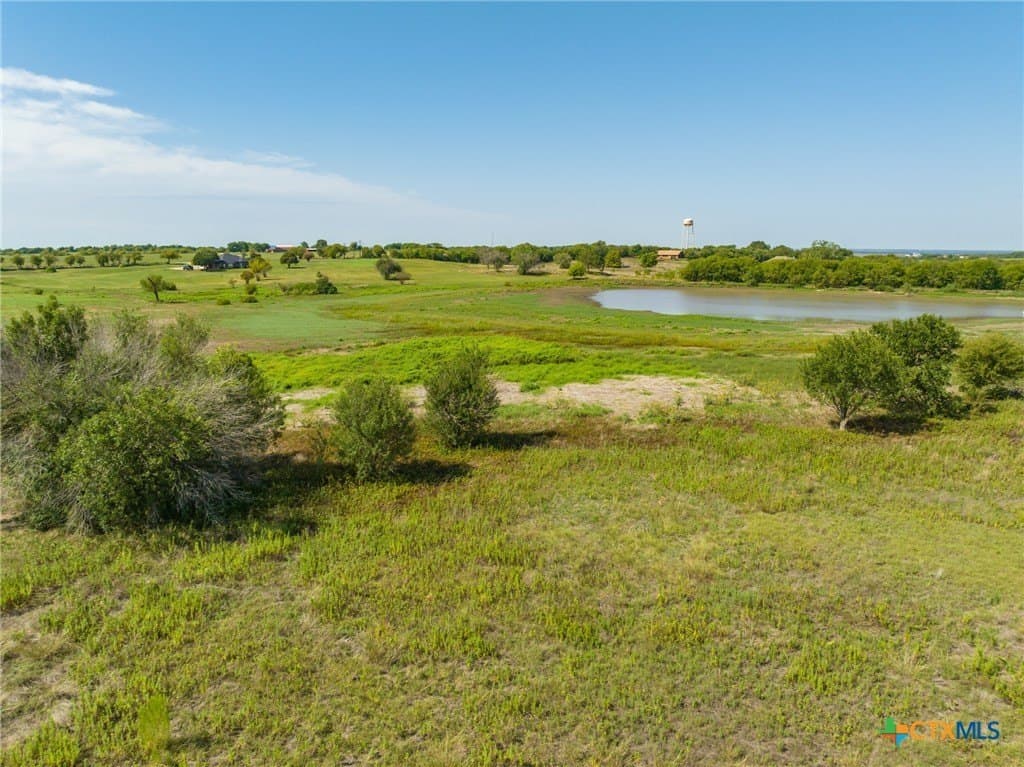 10.01 acres in McLennan County gallery image 4
