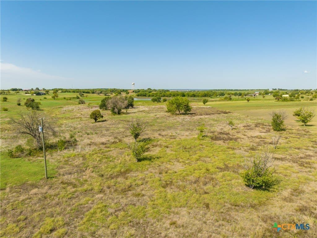 10.01 acres in McLennan County - photo 9