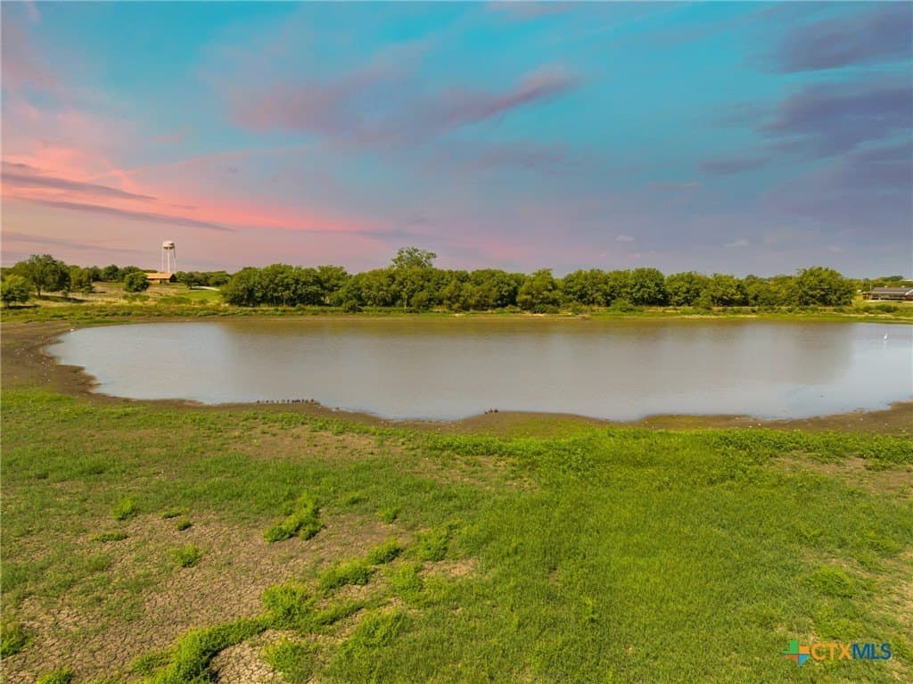 10.01 acres in McLennan County - photo 10