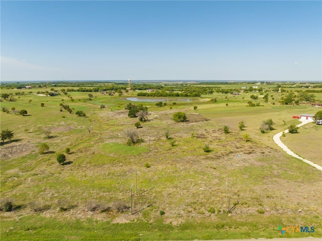 10.01 acres in McLennan County gallery image 3