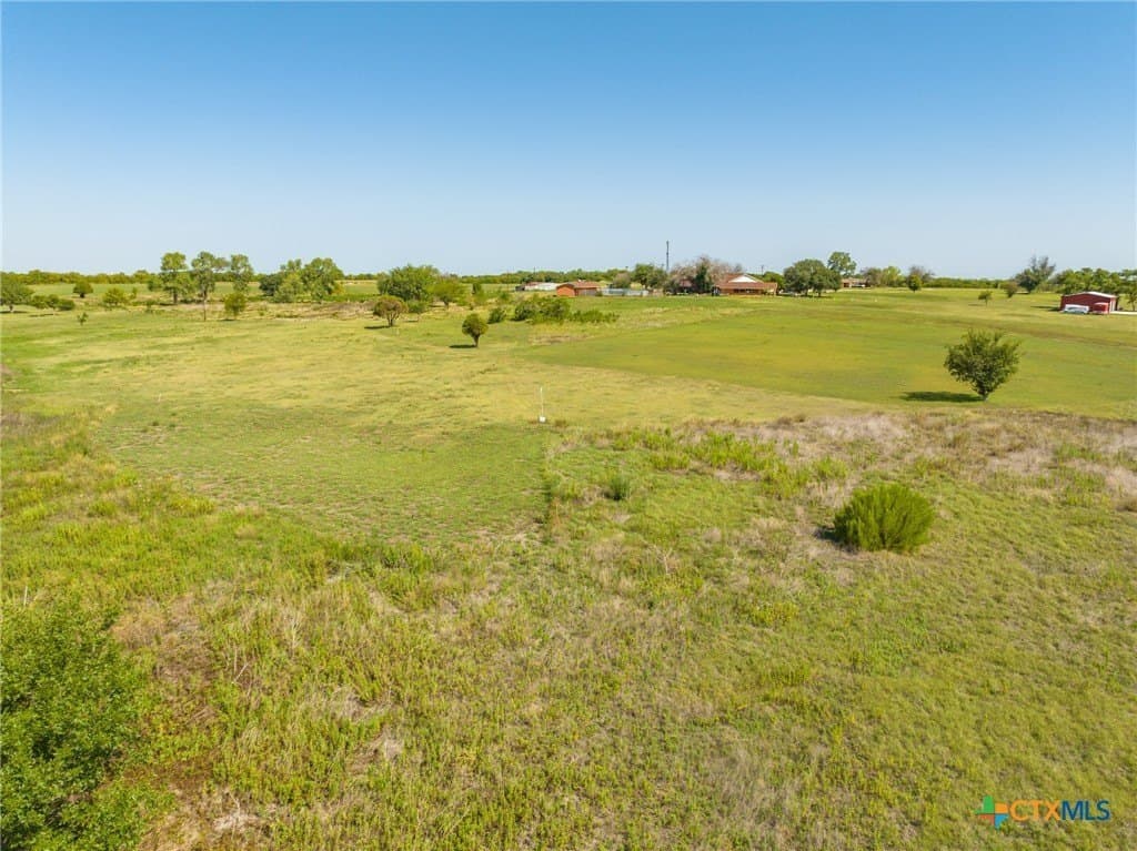 10.01 acres in McLennan County - photo 7