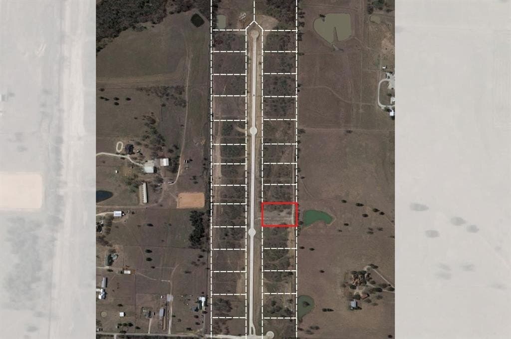 1.9 acres in Denton County gallery image 2