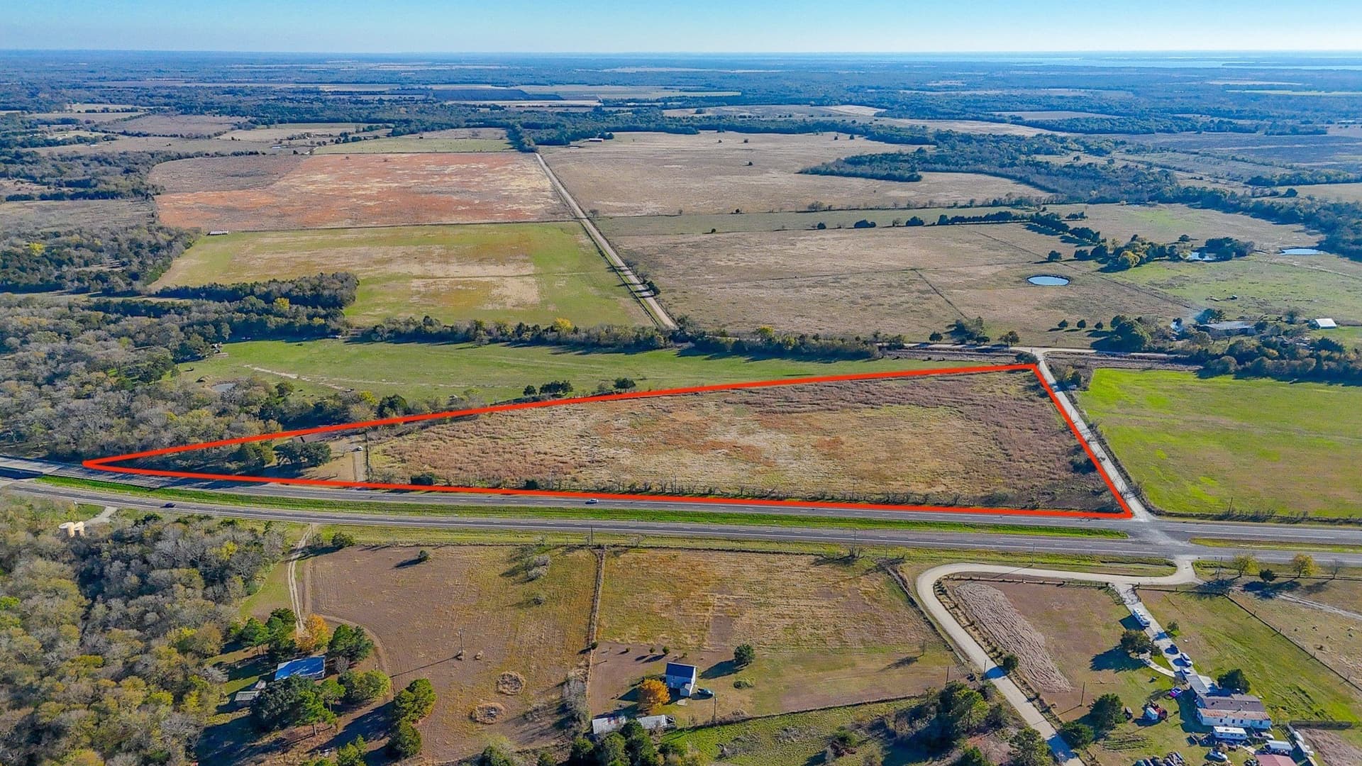 17.64 acres in Navarro County gallery image 2