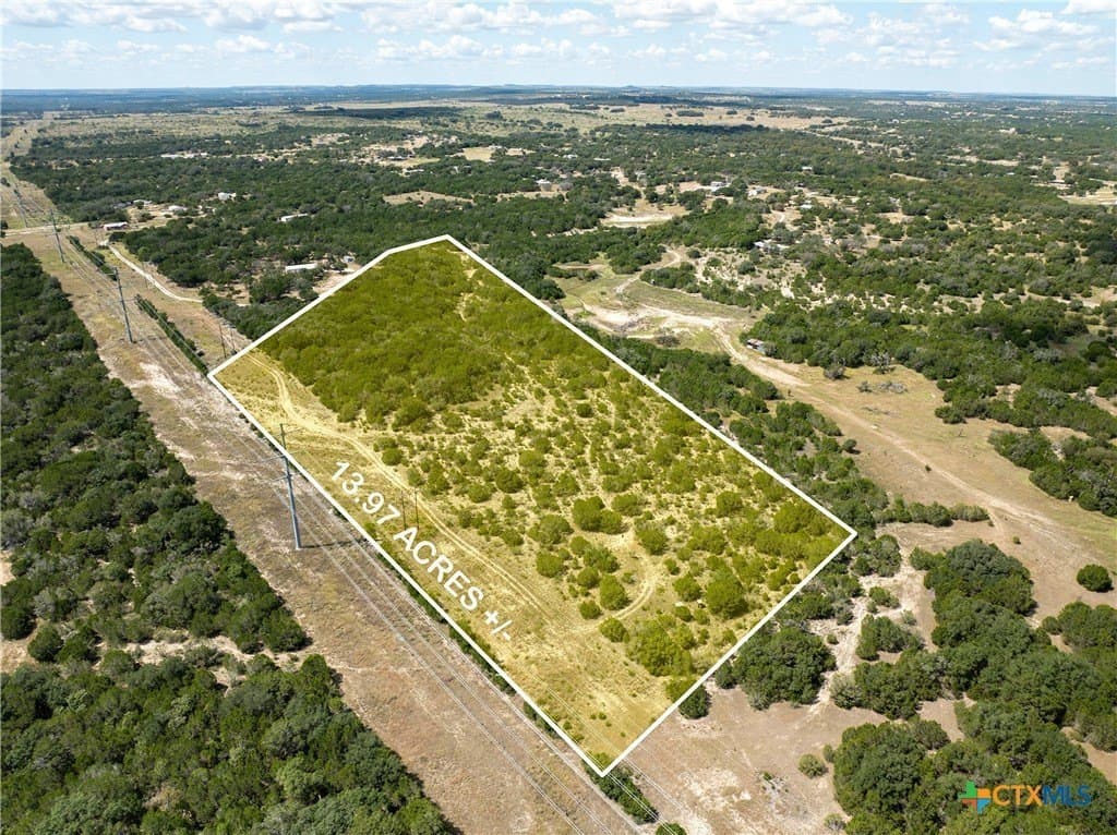 13.97 acres in Lampasas County gallery image 2