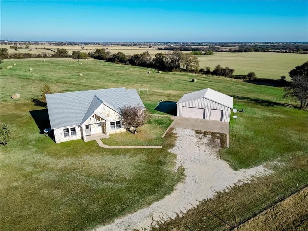 15.11 acres in Hood County