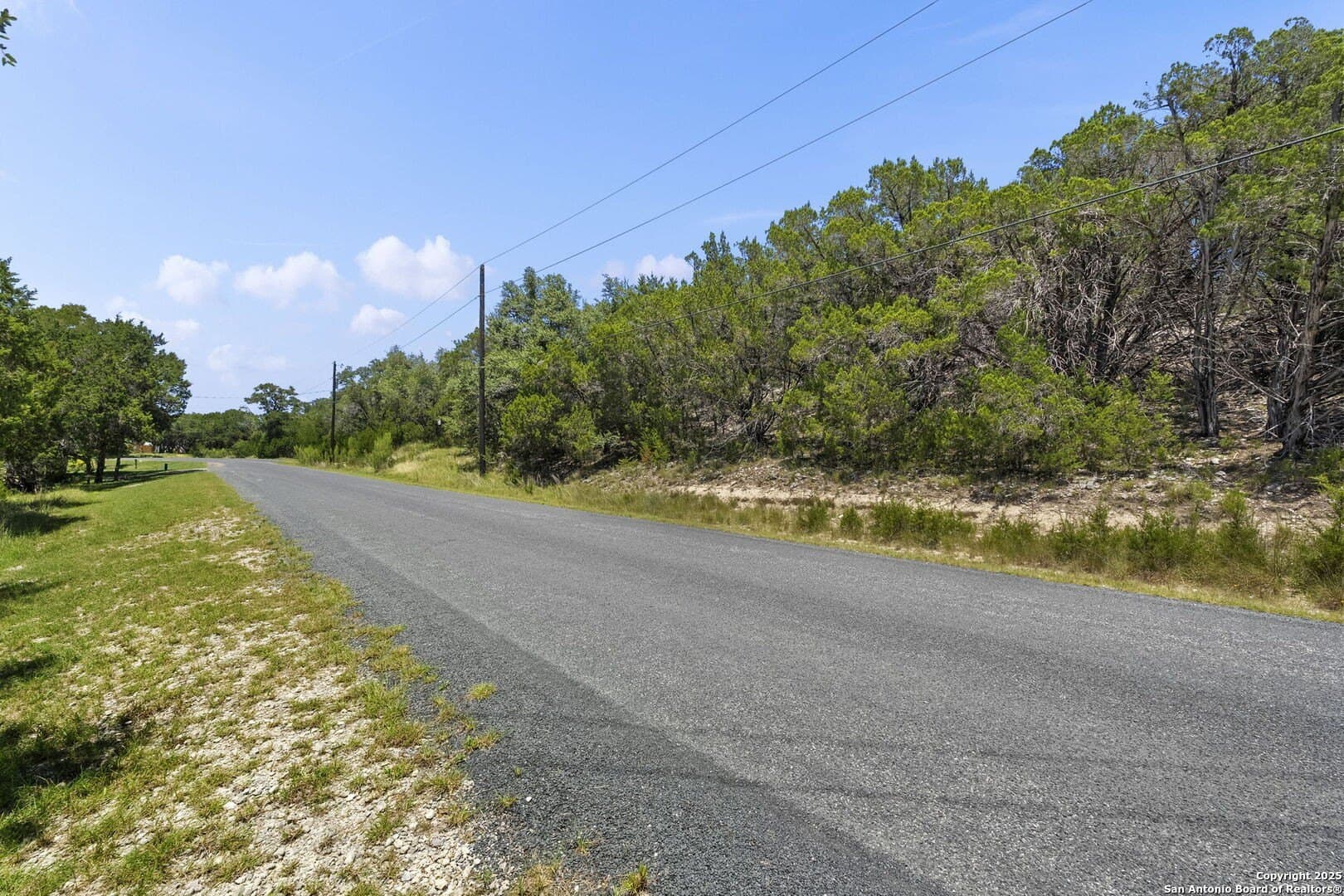 1.03 acres in Comal County - photo 9