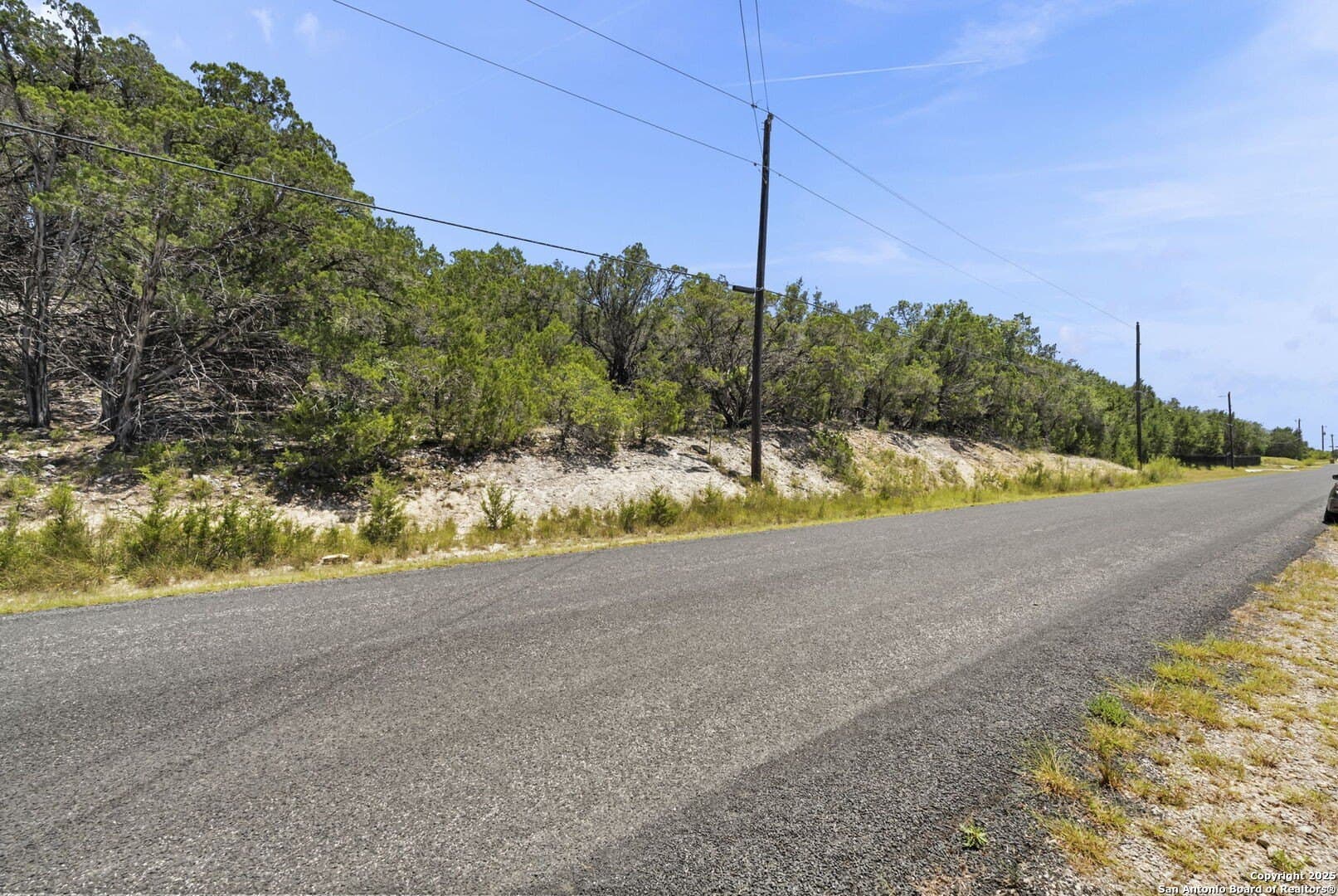 1.03 acres in Comal County - photo 10
