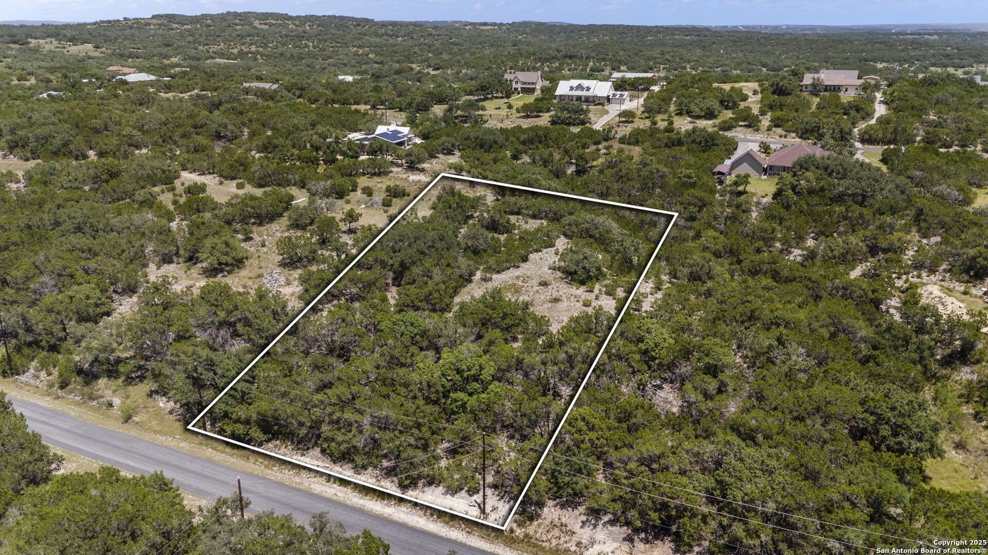 1.03 acres in Comal County gallery image 3