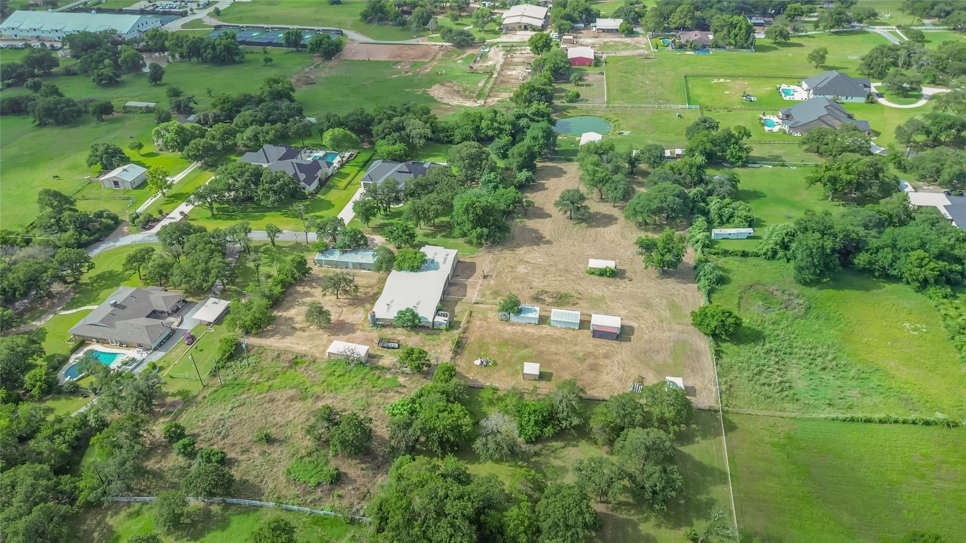 3.62 acres in Tarrant County gallery image 2