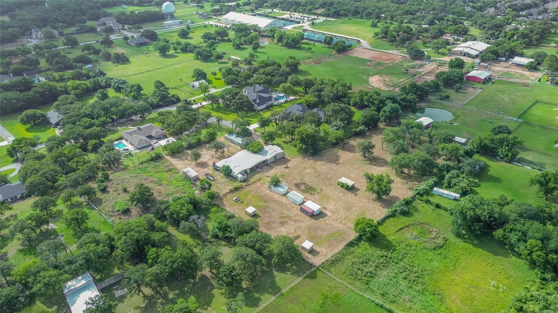 3.62 acres in Tarrant County gallery image 4