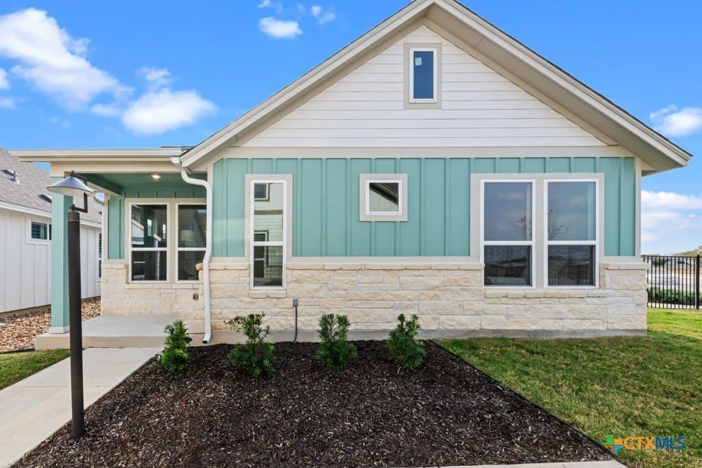 10.92 acres in Comal County gallery image 2