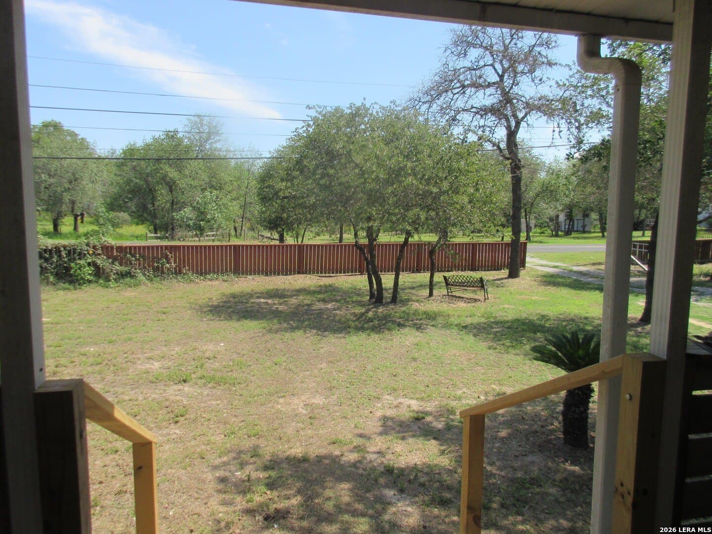 1 acres in Bexar County gallery image 3
