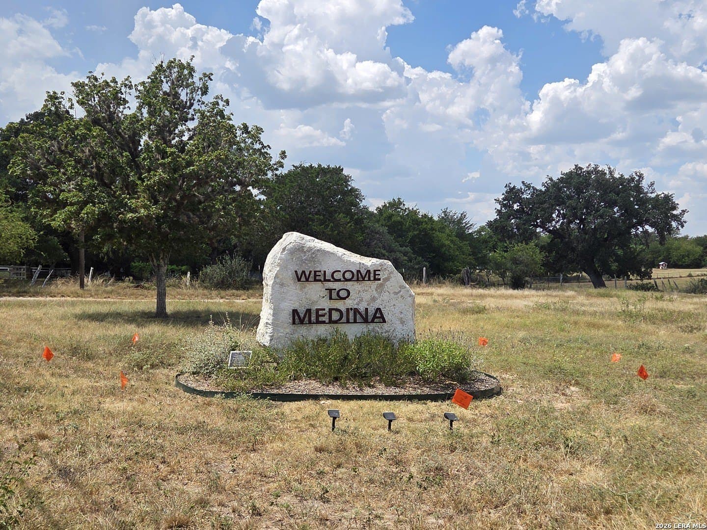 2.07 acres in Bandera County - photo 2