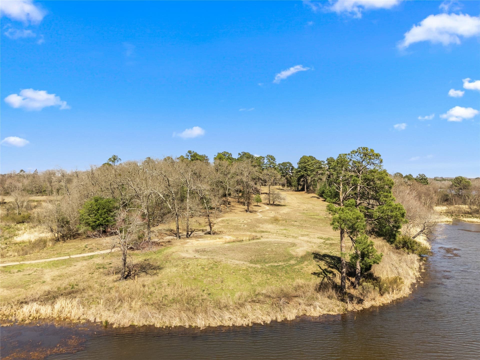 10 acres in Smith County - photo 3