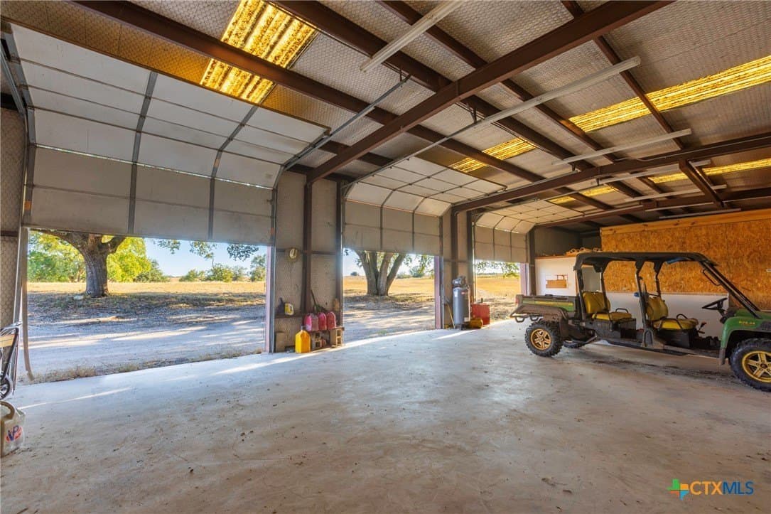 431.62 acres in Guadalupe County - photo 40