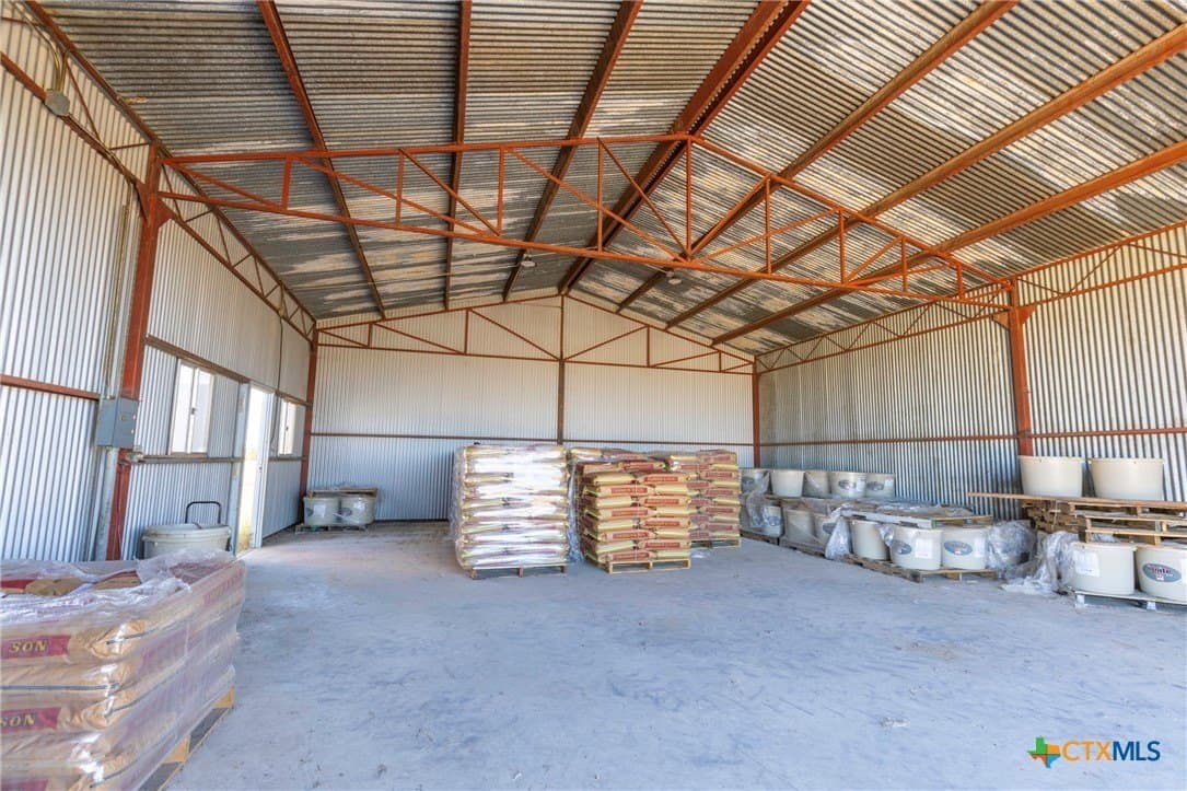 431.62 acres in Guadalupe County - photo 26