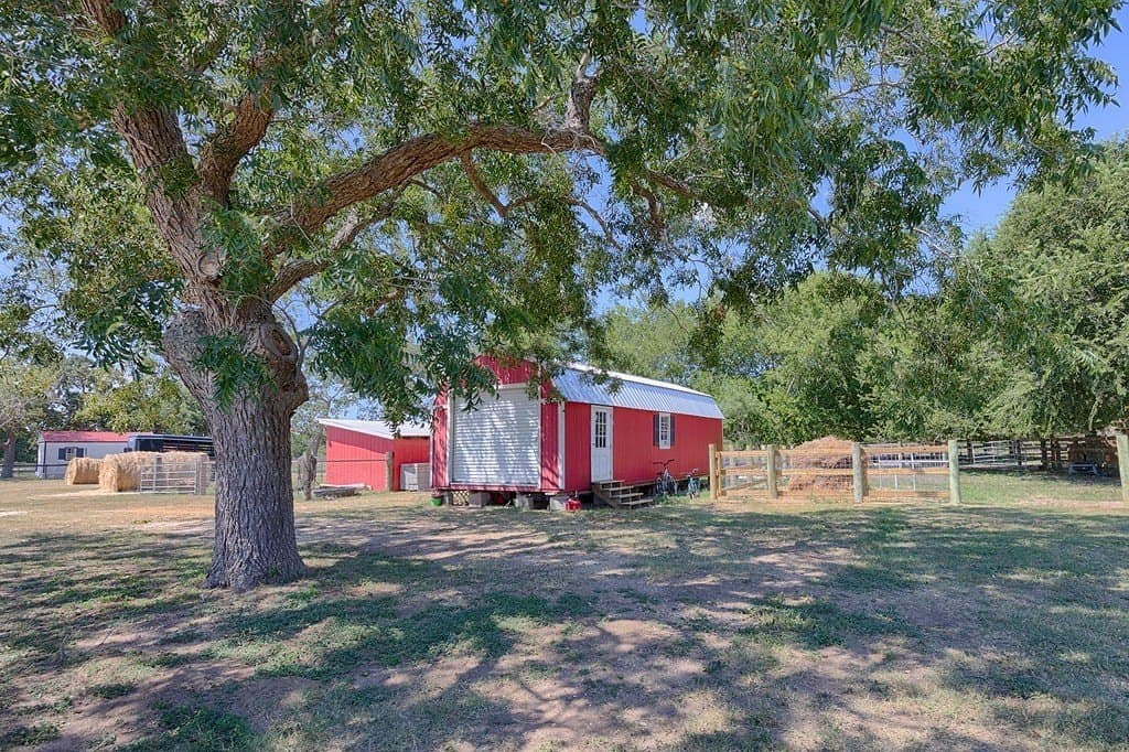 29.15 acres in Lavaca County - photo 23