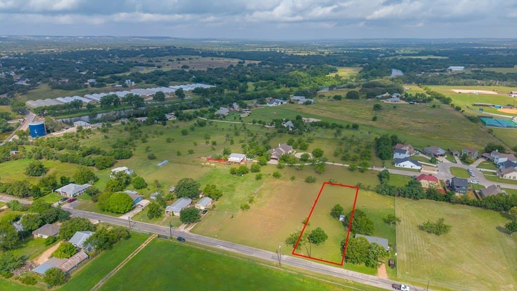 0.49 acres in Blanco County gallery image 2