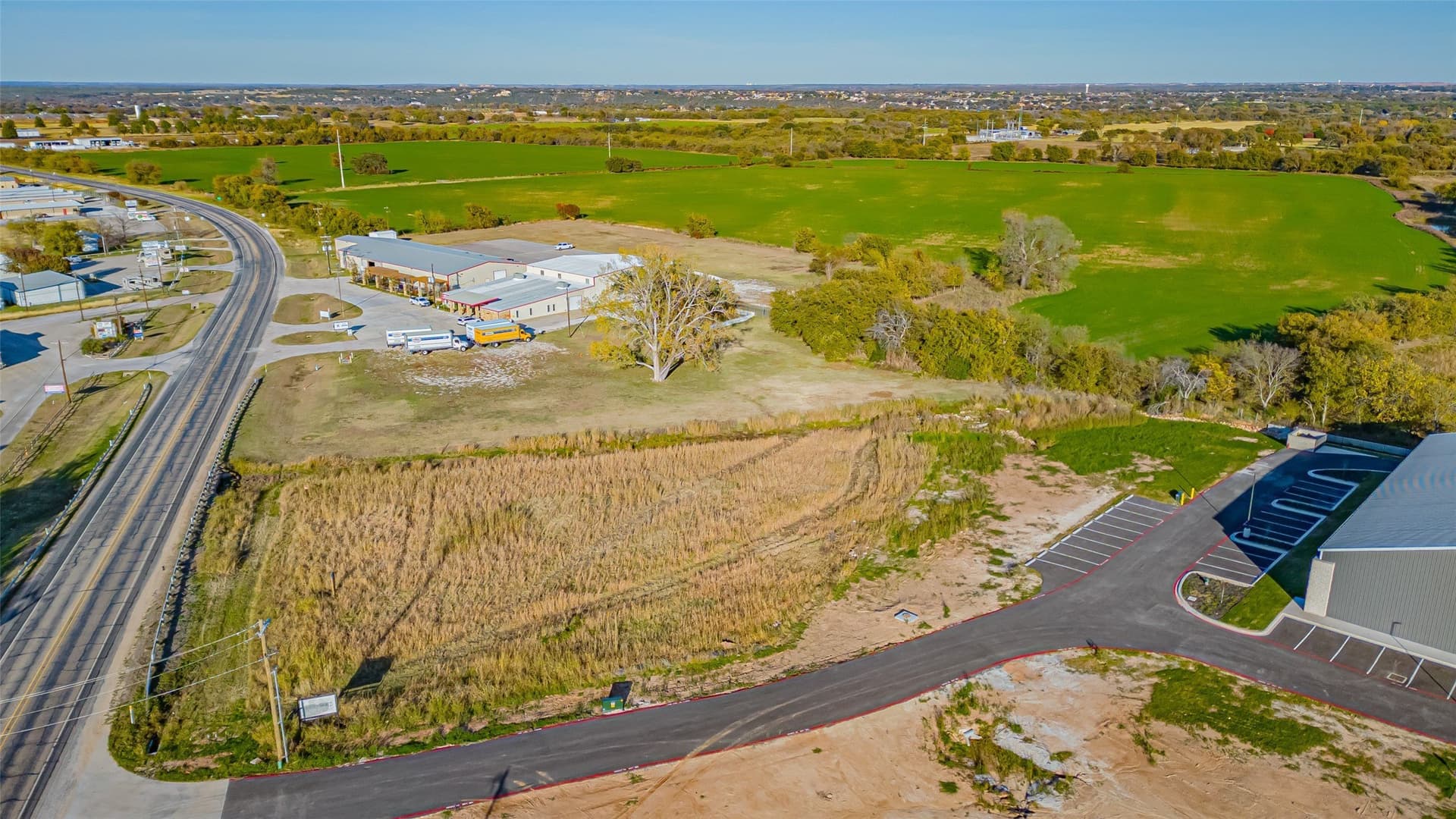 1.19 acres in Hood County gallery image 3