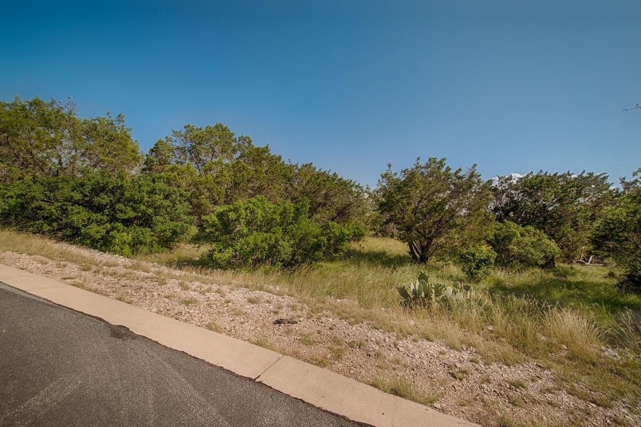 0.24 acres in Llano County gallery image 3
